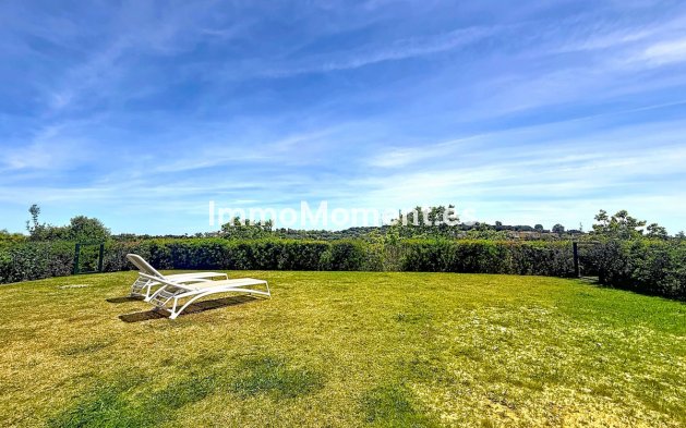 Resale - Apartment - Sotogrande - Sotogrande Alto