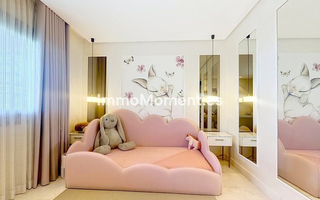 Resale - Apartment - Sotogrande - Sotogrande Alto