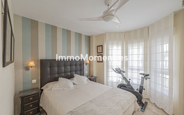 Wiederverkauf - Wohnung - Marbella - Nueva Andalucía