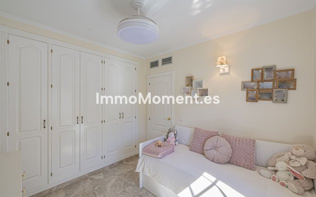 Wiederverkauf - Wohnung - Marbella - Nueva Andalucía