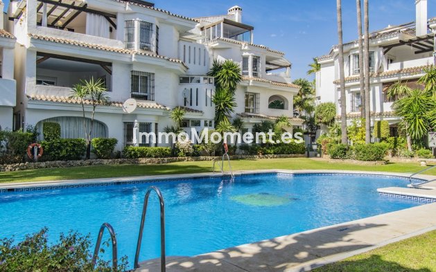 Wiederverkauf - Wohnung - Marbella - Nueva Andalucía