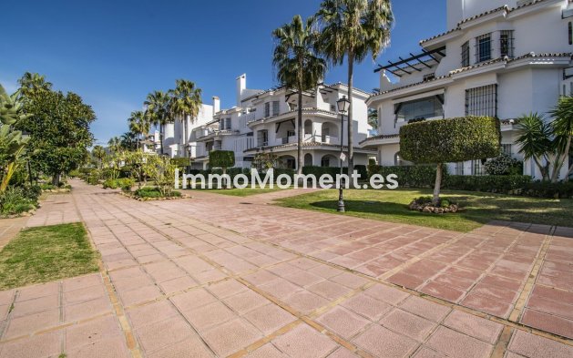Wiederverkauf - Wohnung - Marbella - Nueva Andalucía