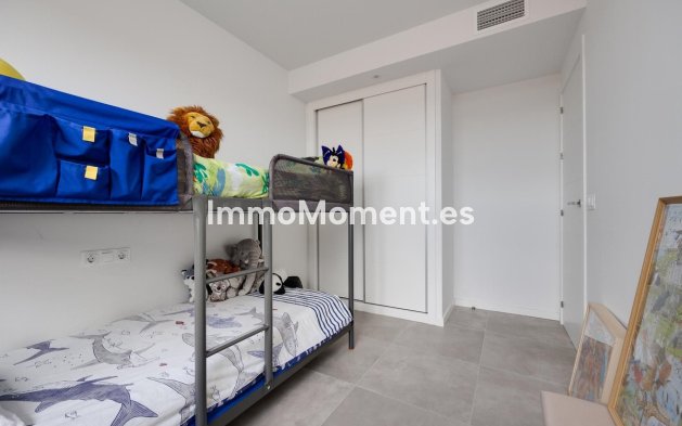 Resale - Apartment - Orihuela - Campoamor
