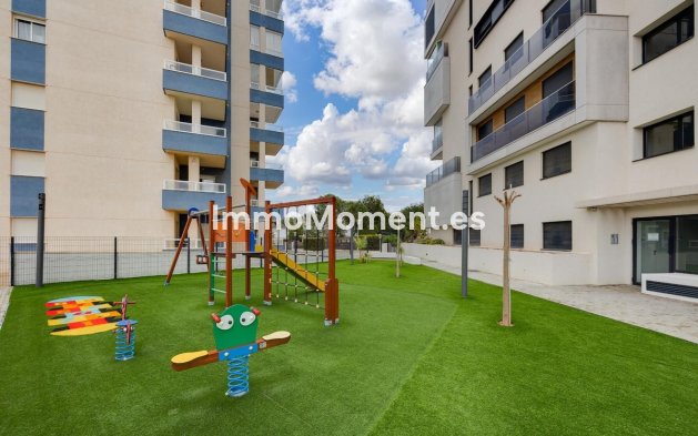Resale - Apartment - Orihuela - Campoamor