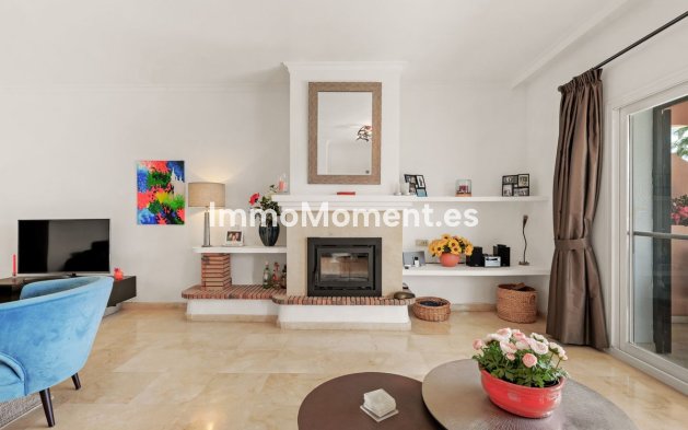 Wiederverkauf - Wohnung - Estepona  - Estepona Centro