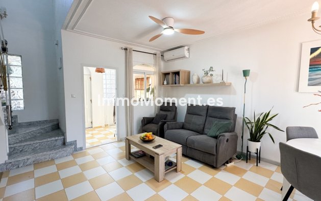 Bestaande woning - Vrijstaande villa - Torrevieja - Torrevieja Centro
