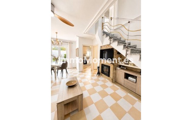 Bestaande woning - Vrijstaande villa - Torrevieja - Torrevieja Centro