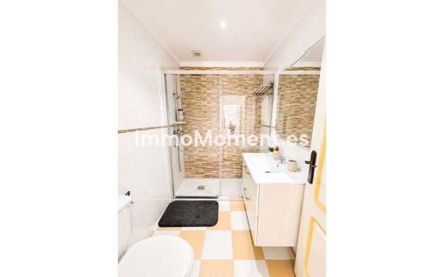 Bestaande woning - Vrijstaande villa - Torrevieja - Torrevieja Centro