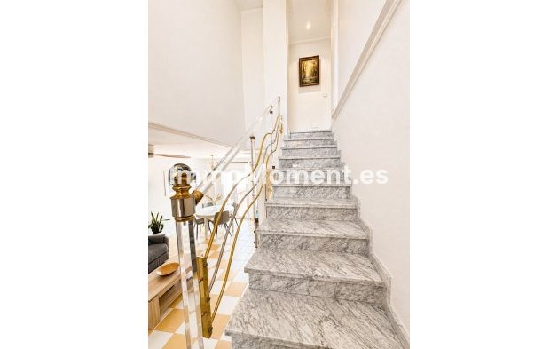 Bestaande woning - Vrijstaande villa - Torrevieja - Torrevieja Centro