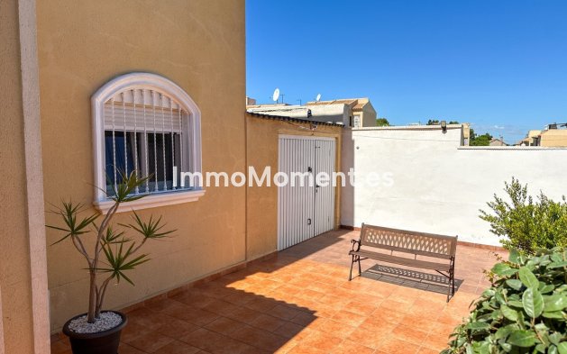 Bestaande woning - Vrijstaande villa - Torrevieja - Torrevieja Centro