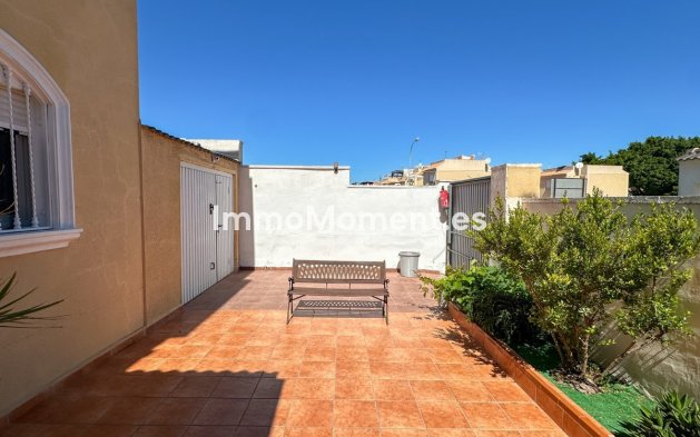 Bestaande woning - Vrijstaande villa - Torrevieja - Torrevieja Centro