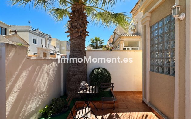 Bestaande woning - Vrijstaande villa - Torrevieja - Torrevieja Centro
