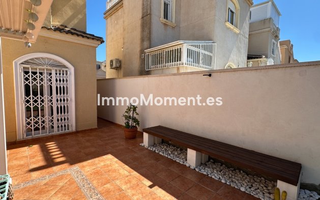 Bestaande woning - Vrijstaande villa - Torrevieja - Torrevieja Centro