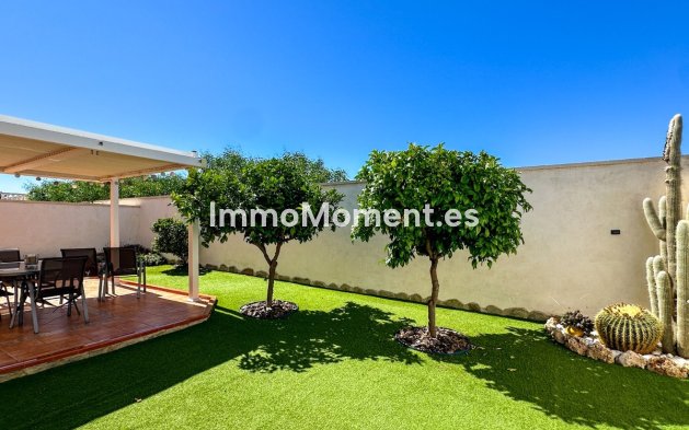 Bestaande woning - Vrijstaande villa - Torrevieja - Torrevieja Centro