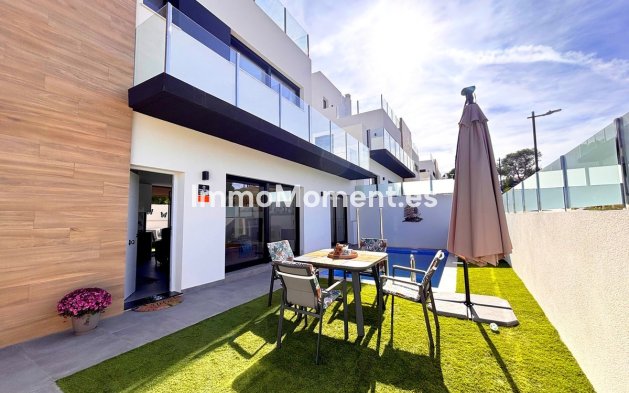 Bestaande woning - Vrijstaande villa - Orihuela - Villamartin