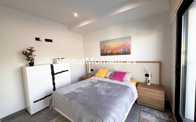 Bestaande woning - Vrijstaande villa - Orihuela - Villamartin