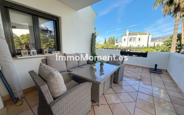 Wiederverkauf - Wohnung - Estepona  - Selwo