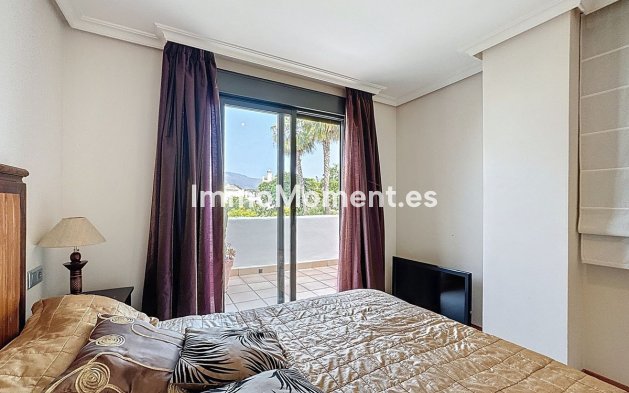 Wiederverkauf - Wohnung - Estepona  - Selwo