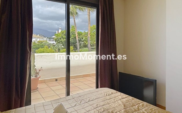 Wiederverkauf - Wohnung - Estepona  - Selwo