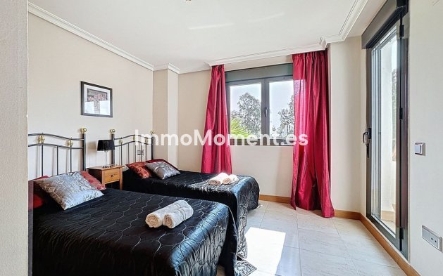 Wiederverkauf - Wohnung - Estepona  - Selwo