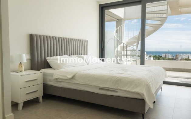 Wiederverkauf - Wohnung - Estepona  - Estepona Centro