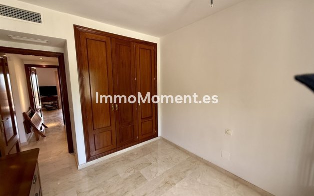 Wiederverkauf - Freistehende Villa - Marbella - Elviria