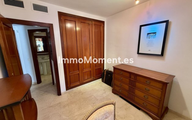 Wiederverkauf - Freistehende Villa - Marbella - Elviria