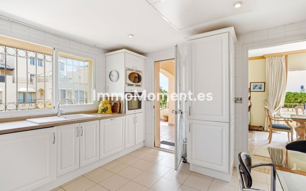 Wiederverkauf - Wohnung - Marbella - Elviria