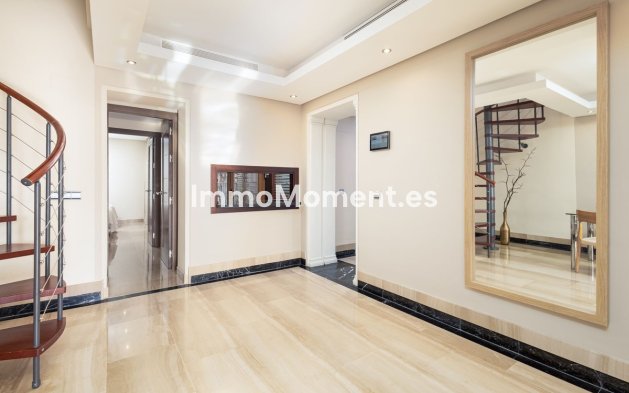Bestaande woning - Appartement - Estepona  - Estepona Centro