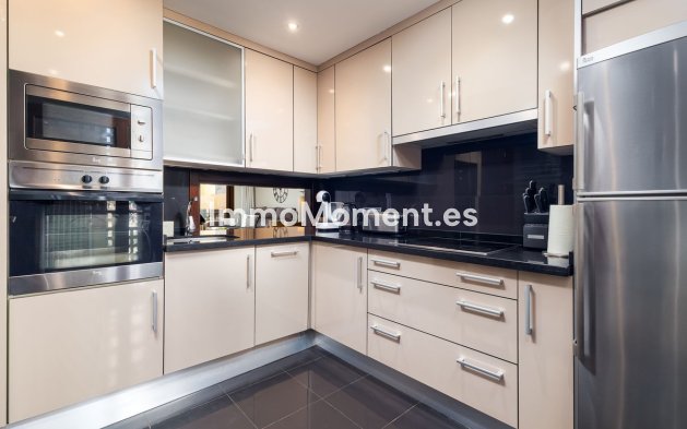Bestaande woning - Appartement - Estepona  - Estepona Centro