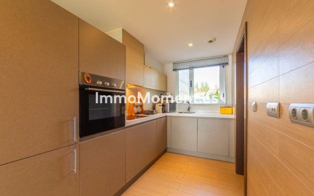 Bestaande woning - Appartement - Estepona  - Estepona Centro