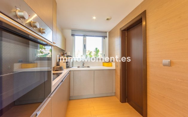 Bestaande woning - Appartement - Estepona  - Estepona Centro