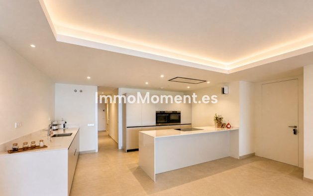 Revente - Appartement - Estepona  - Estepona Centro