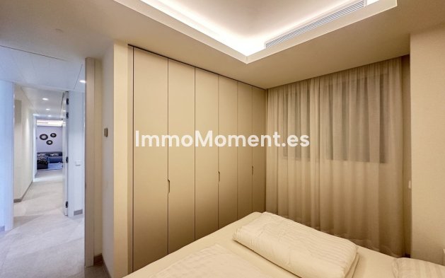 Revente - Appartement - Estepona  - Estepona Centro