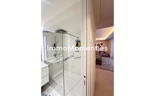 Revente - Appartement - Estepona  - Estepona Centro