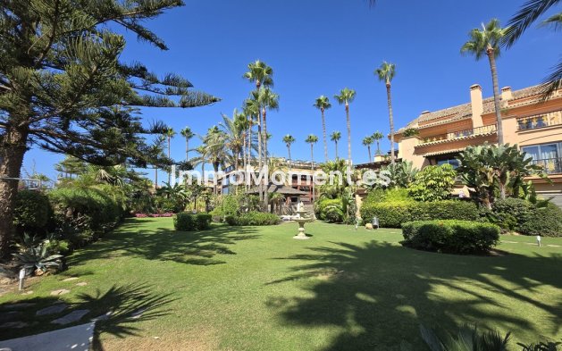 Resale - Apartment - Marbella - Puerto Banús