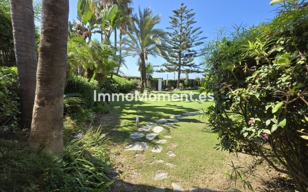 Resale - Apartment - Marbella - Puerto Banús