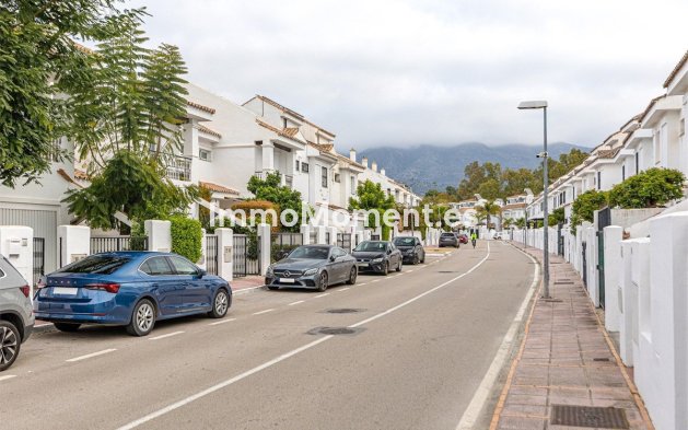 Wiederverkauf - Reihenhaus - Marbella - Nueva Andalucía