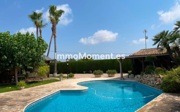 Reventa - Villa independiente - San Fulgencio - La Marina