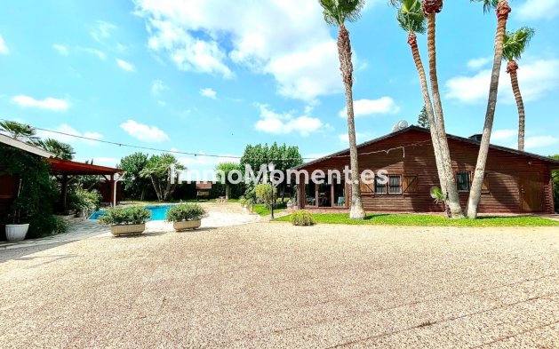 Reventa - Villa independiente - San Fulgencio - La Marina