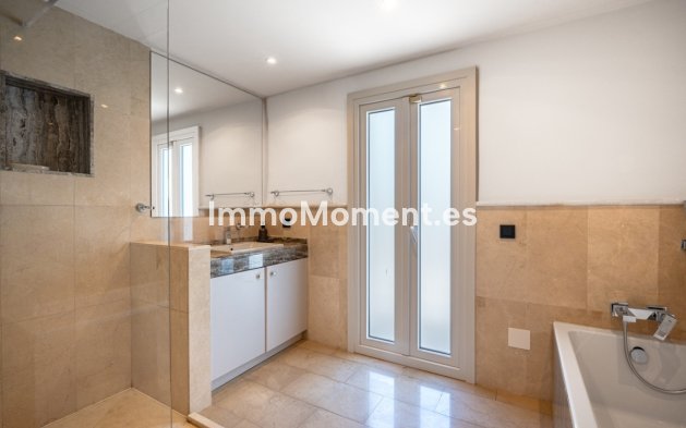 Bestaande woning - Vrijstaande villa - Marbella - Nueva Andalucía
