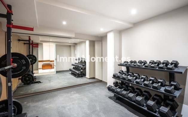Bestaande woning - Vrijstaande villa - Marbella - Nueva Andalucía