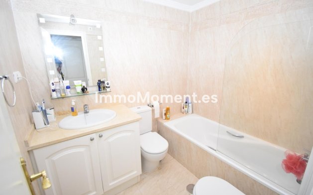 Resale - Apartment - Marbella - Elviria
