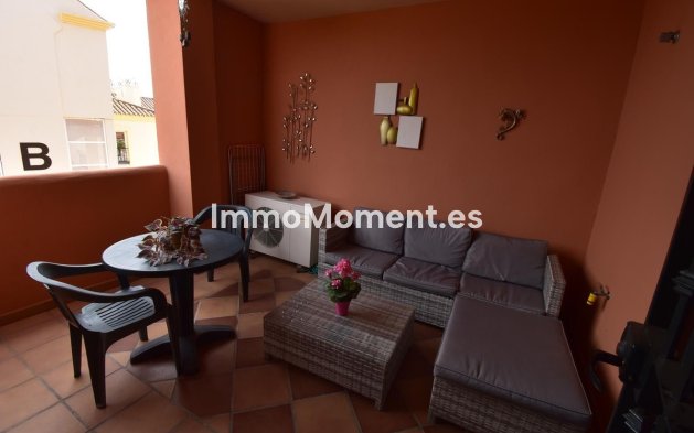 Resale - Apartment - Marbella - Elviria