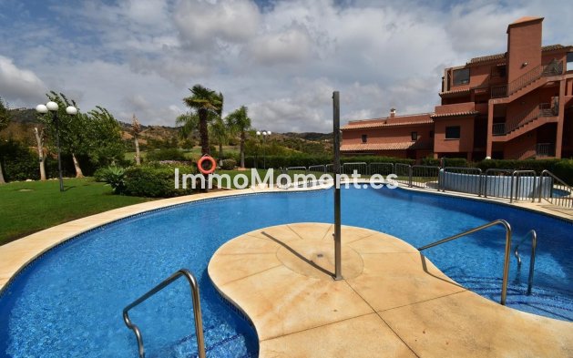 Resale - Apartment - Marbella - Elviria