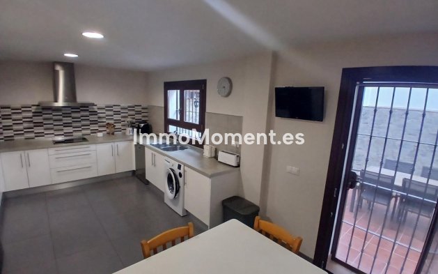 Wiederverkauf - Freistehende Villa - Fuengirola - Los Pacos