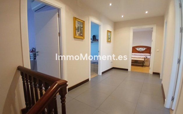 Wiederverkauf - Freistehende Villa - Fuengirola - Los Pacos