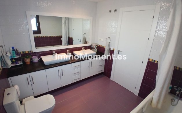 Wiederverkauf - Freistehende Villa - Fuengirola - Los Pacos