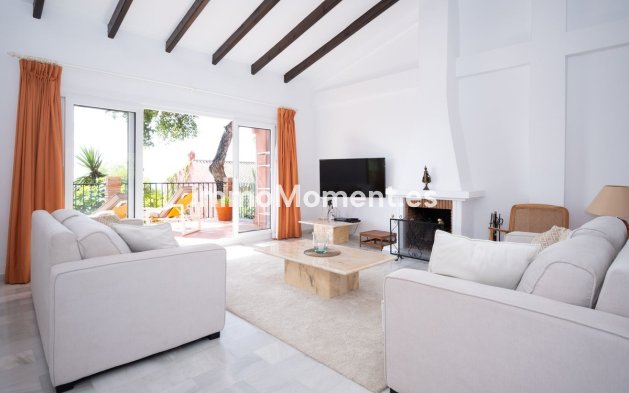 Wiederverkauf - Freistehende Villa - Marbella - Elviria