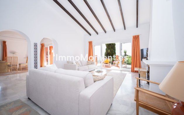 Wiederverkauf - Freistehende Villa - Marbella - Elviria